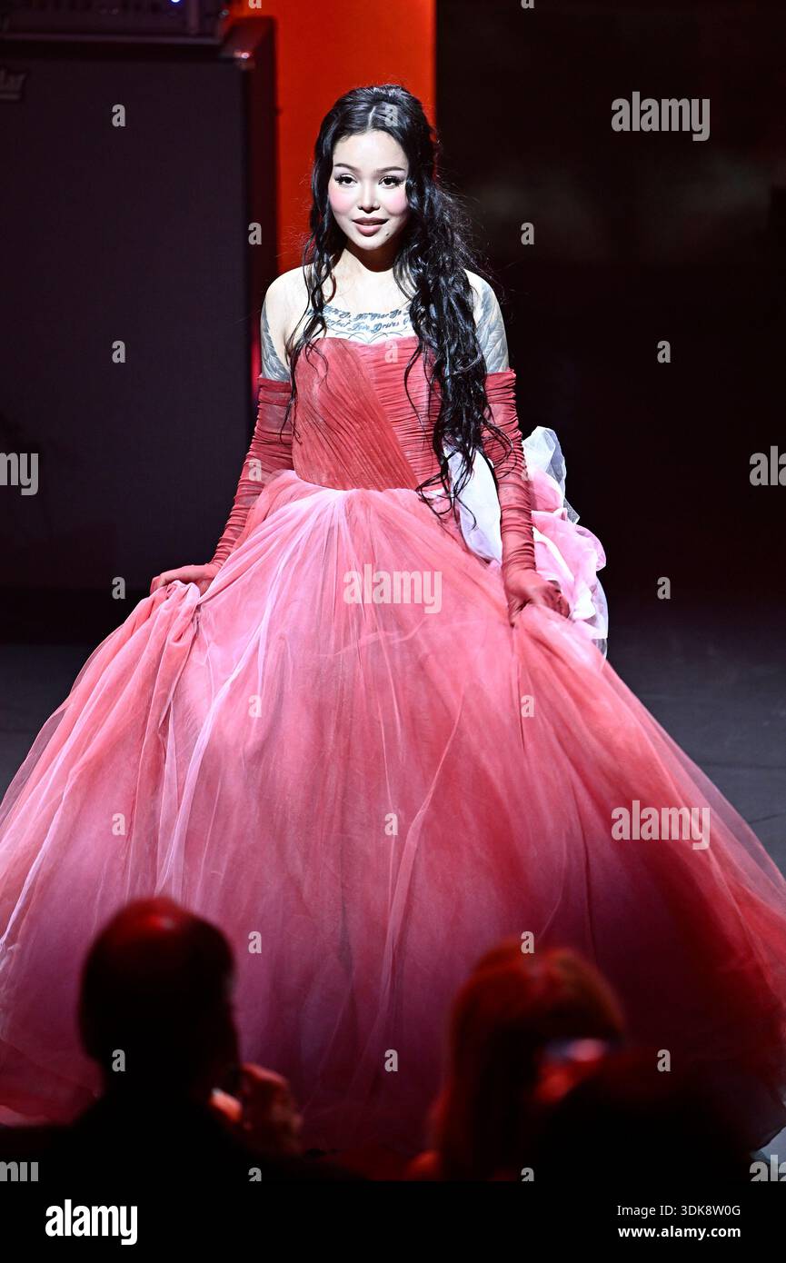 bella poarch pink dress New York, USA. 29th Jan, 2026. Bella Poarch attends the American Heart  Association's Red Dress Collection Red Carpet and Concert 2026, Jazz at  Lincoln Center, New York on January 29, 2026. (Photo