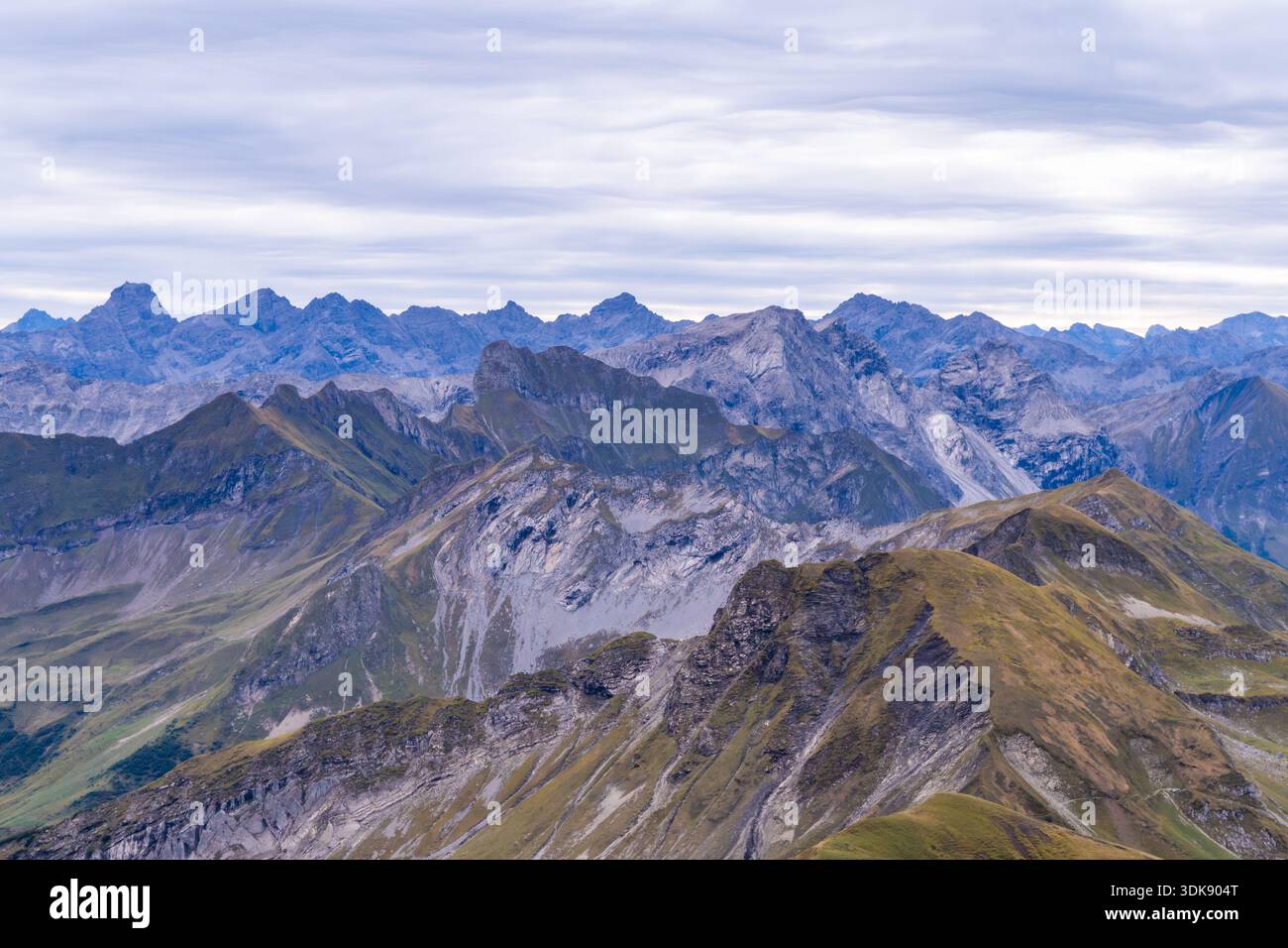 Display With Ridges Peaks sharply defined hi-res stock photography and images - Alamy