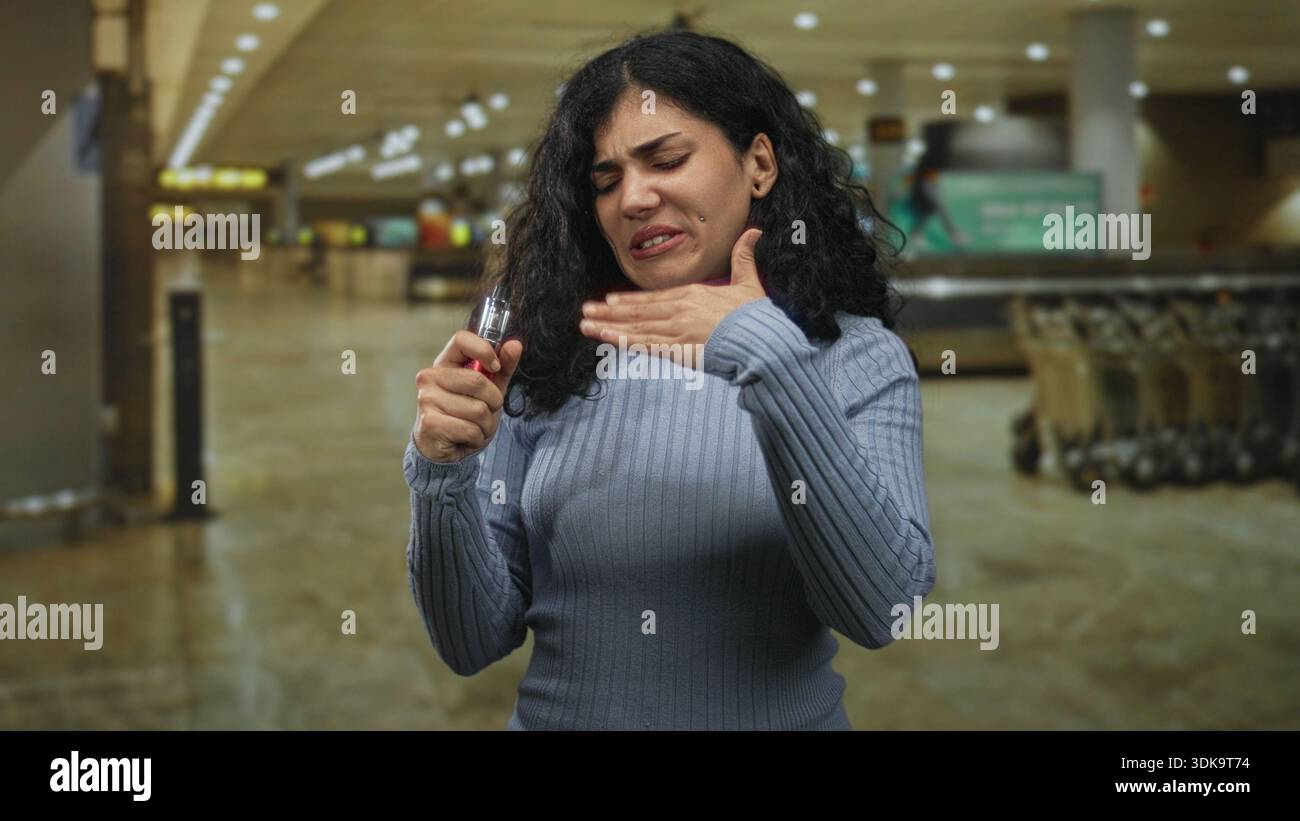 Vaping in public hi-res stock photography and images - Alamy