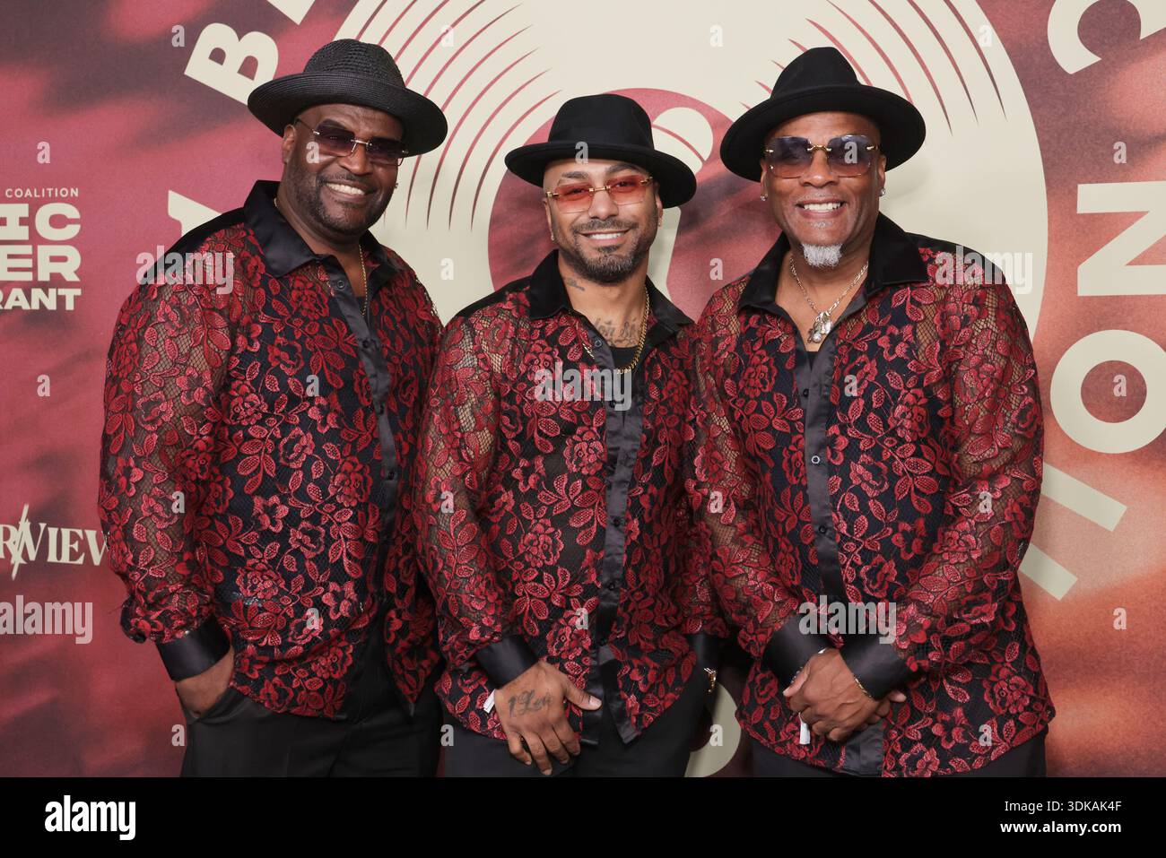 Force MDs attend the BMAC's Music Maker Dinner at The Sun Rose West ...
