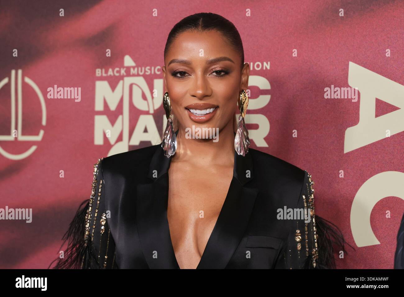 Victoria Mon T Attends The BMAC S Music Maker Dinner At The Sun Rose Victoria Mont Attends The Bmacs Music Maker Dinner At The Sun Rose West Hollywood On January 28 2026 In West Hollywood California Photo Crashimagespacesipa Usa 3DKAMWF 