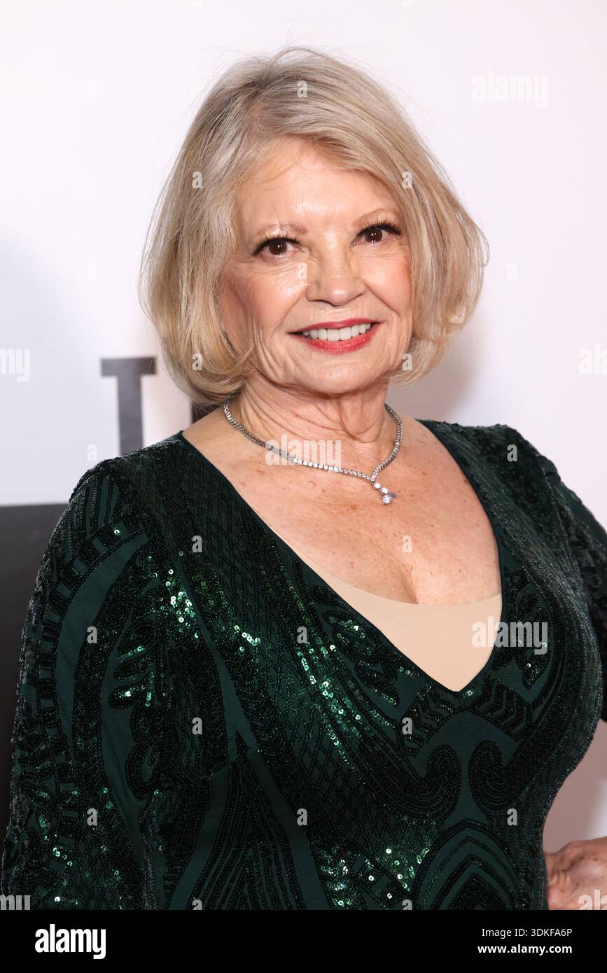 Beverly Hills, California, USA. 30th January, 2026. Actress Kathy ...