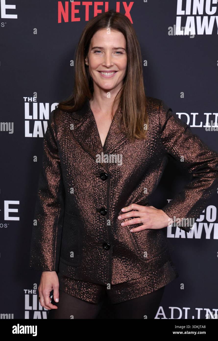 28 January 2026 Los Angeles California Cobie Smulders The Premiere 28 January 2026 Los Angeles California Cobie Smulders The Premiere Celebration Of The Lincoln Lawyer Season 4 Held At Pmc Rooftop Terracel In Los Angeles Photo Credit Admedia 3DKJTA8 