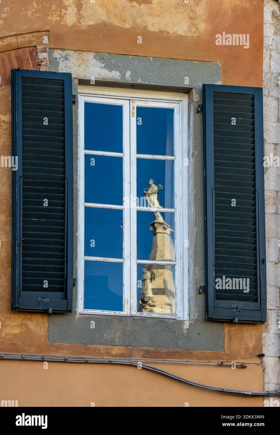 Detalle de una estatua hi-res stock photography and images - Alamy