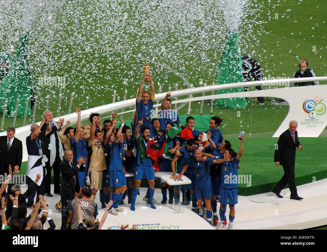 Italy 2006 world cup trophy hi-res stock photography and images