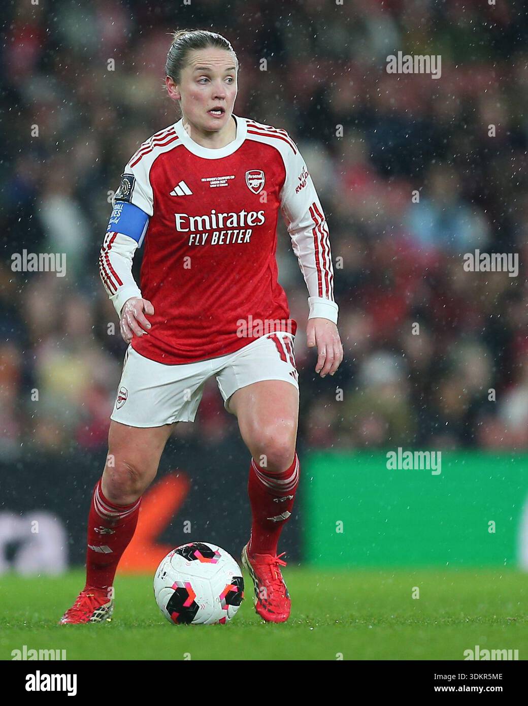 London, England, February 01 2026: Steph Catley (7 Arsenal) during the ...