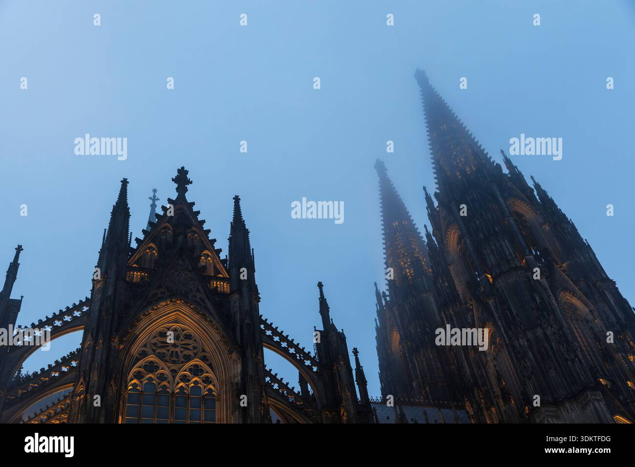 the cathedral in the fog, north side, Cologne, Germany. der Dom im Nebel, Nordseite, Koeln, Deutschland. Stock Photo