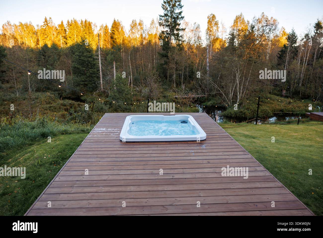 Outdoor lighting water feature hi-res stock photography and images - Alamy