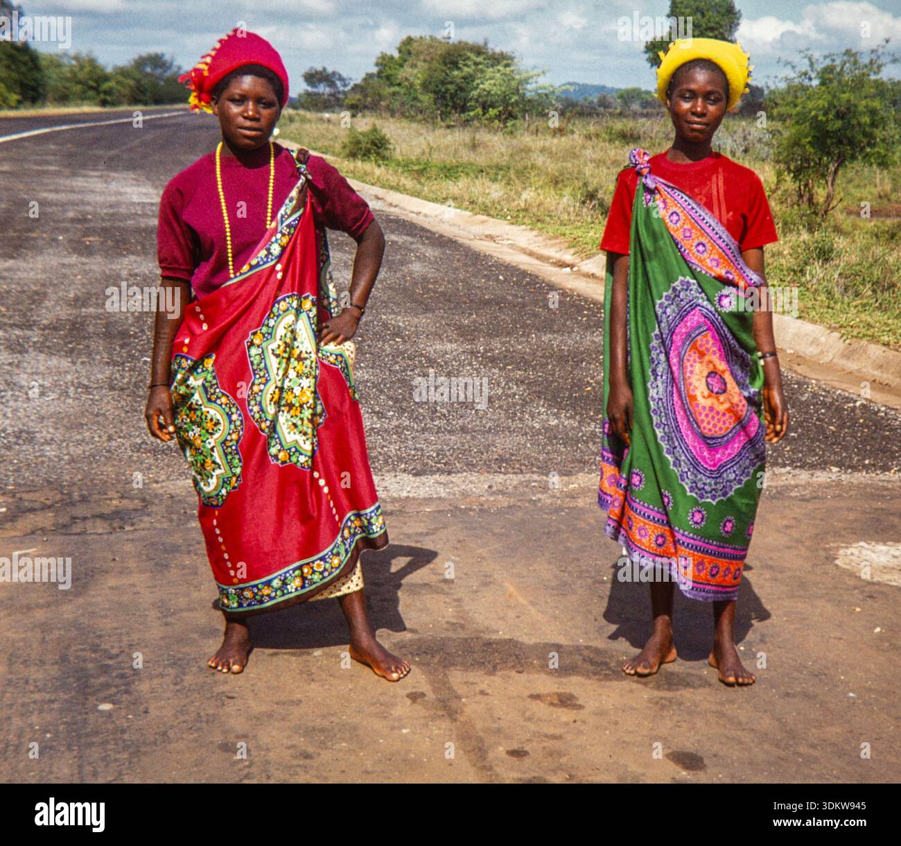 CPA non écrite - AFRIQUE DU SUD - Zulu women