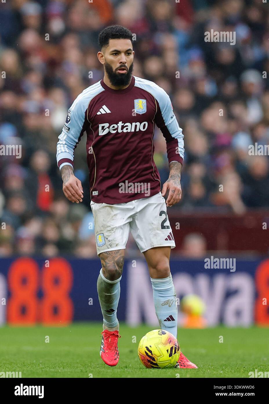 Douglas Luiz Aston Villa The Tactical Calculus Behind the Decision
