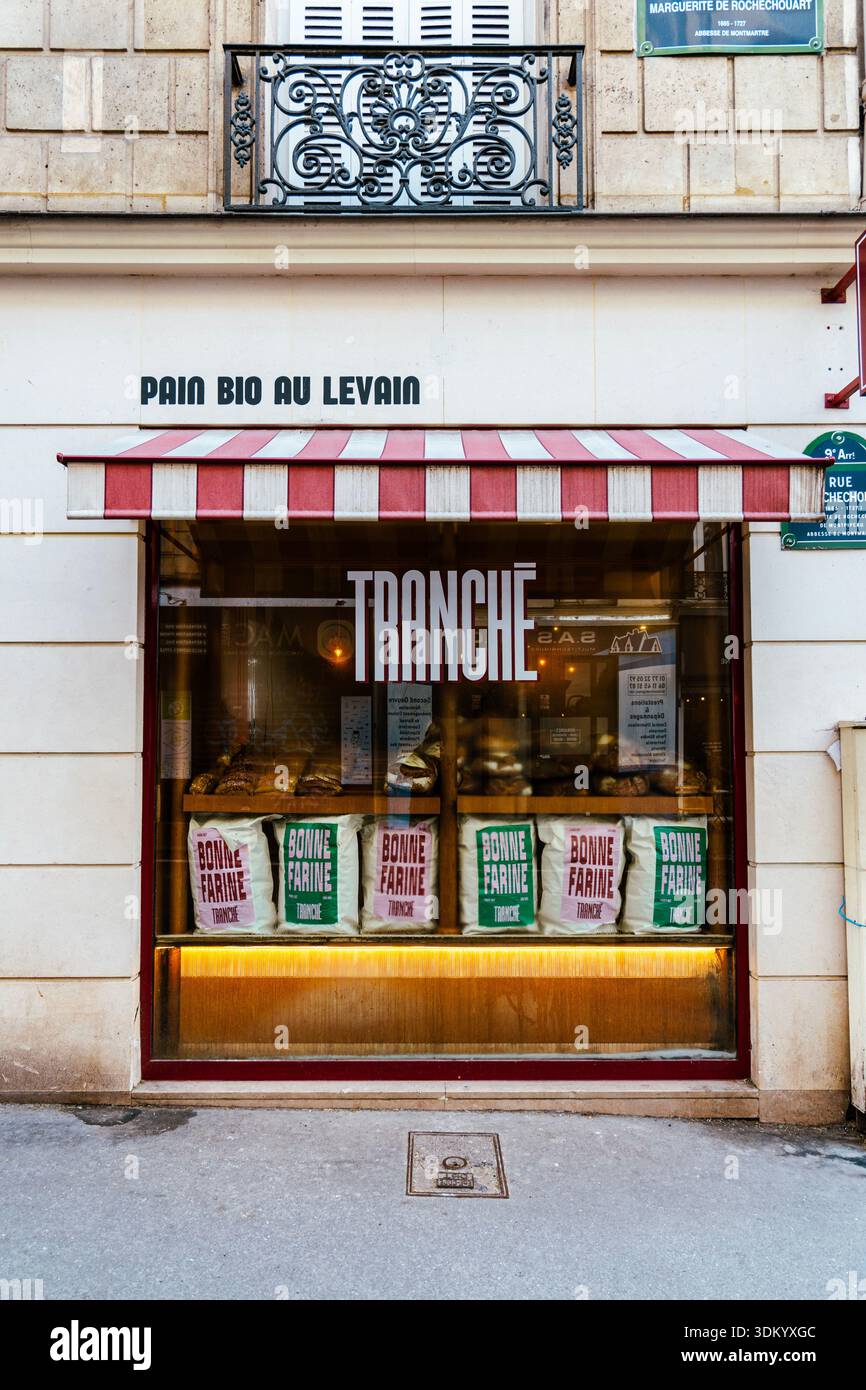 Exterior of Tranché Rochechouart bakery, Paris, France Stock Photo