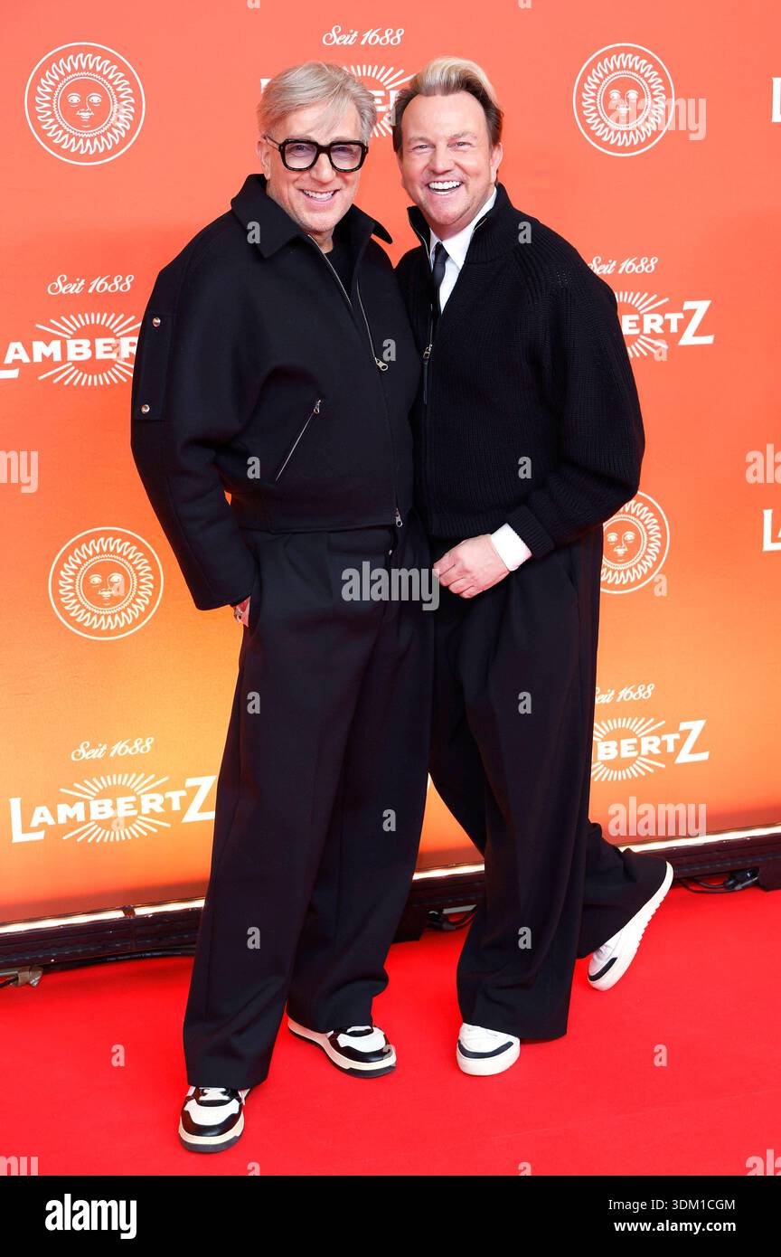 Thomas Rath und Sandro Rath bei der 25. Lambertz Monday Night in den ...