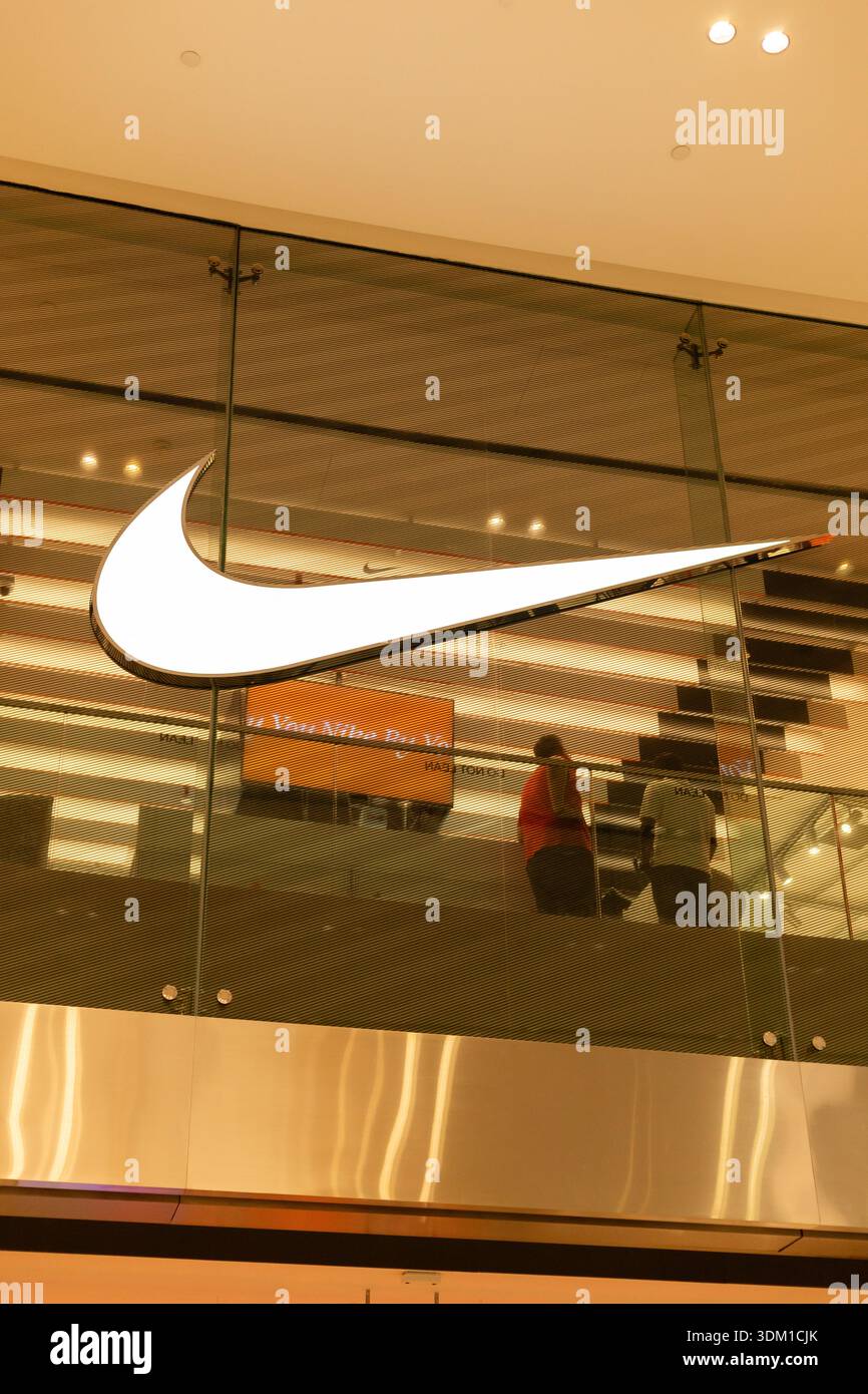 nice nike store