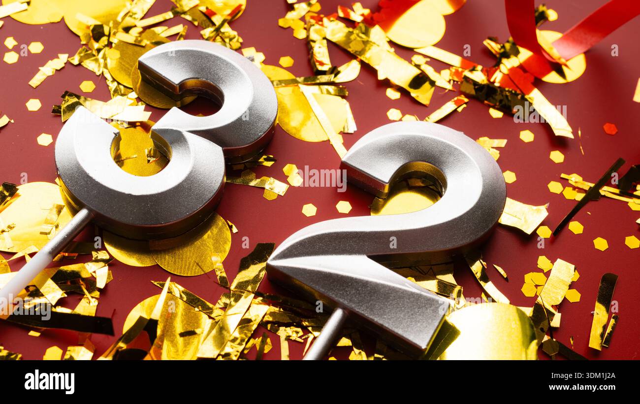 32 years anniversary hi-res stock photography and images - Alamy