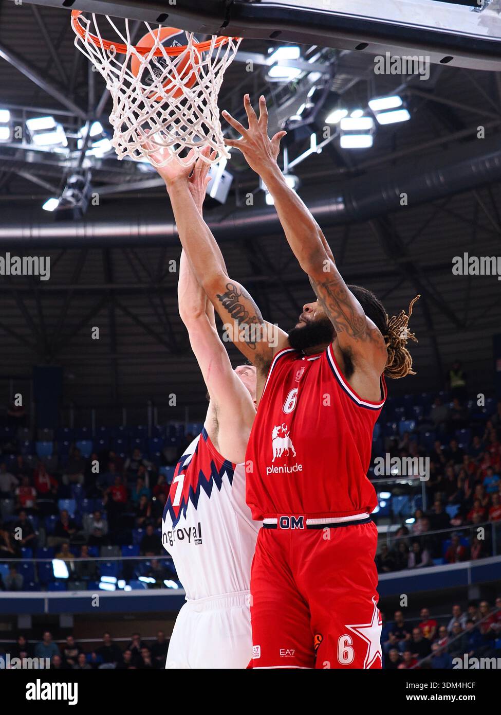 Baskonia beats Olimpia Milano 86-76 in EuroLeague Round 3 Baskonia beats Olimpia Milano 86-76 in EuroLeague Round 3