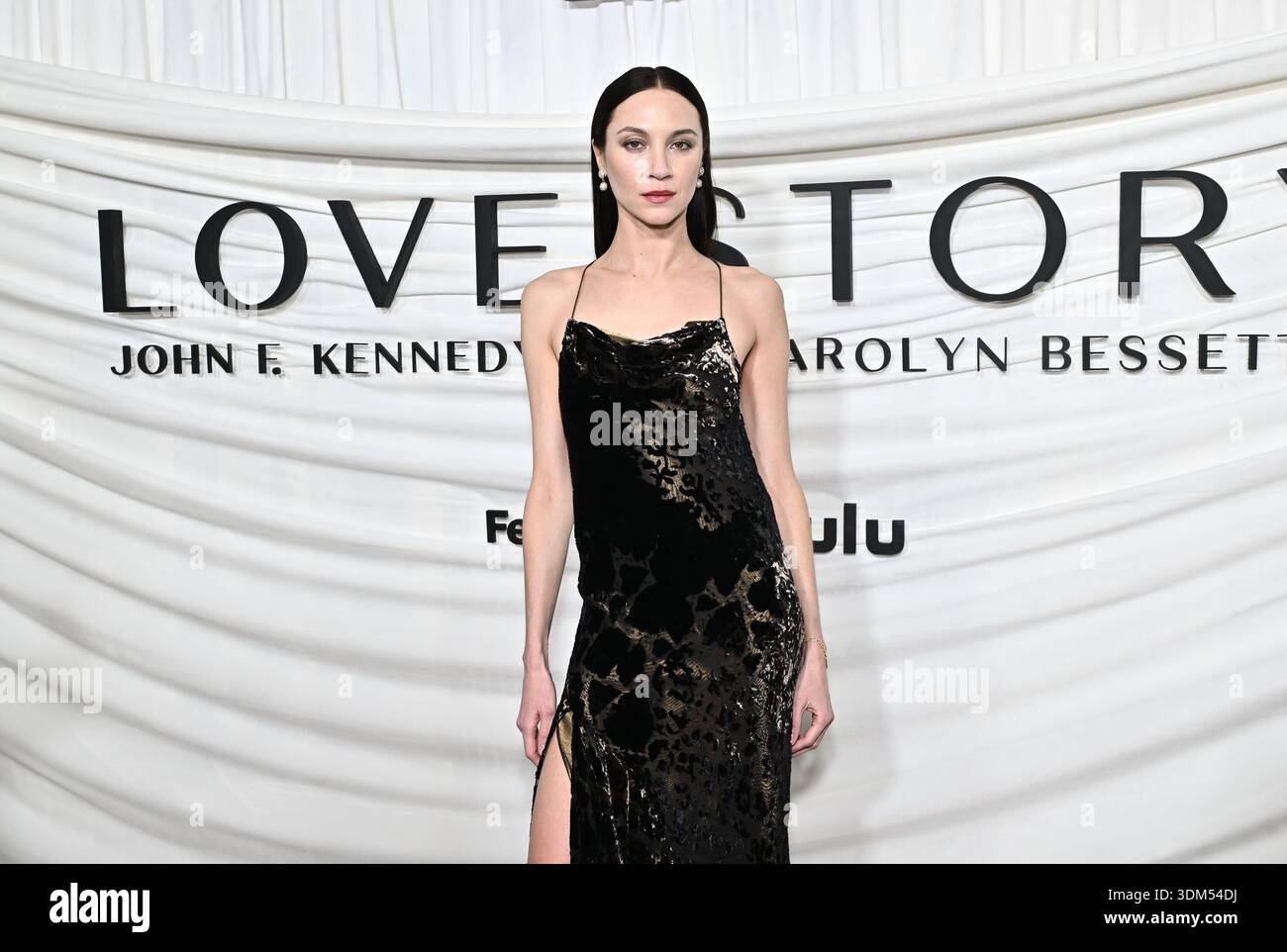 Sydney Lemmon Attends The Premiere Of FX S Love Story John F Kennedy Sydney Lemmon Attends The Premiere Of Fxs Love Story John F Kennedy Jr Carolyn Bessette At Carnegie Hall On Tuesday Feb 3 2026 In New York Photo By Evan Agostiniinvisionap 3DM54DJ 