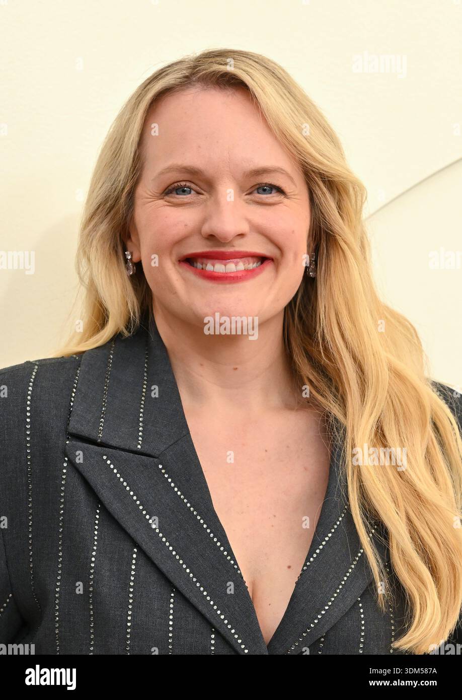 Elisabeth Moss Arriving To Apple TV Press Day At Barker Hanger On Elisabeth Moss Arriving To Apple Tv Press Day At Barker Hanger On February 03 2026 In Santa Monica Ca Lisa Oconnoraff Usacom 3DM587A