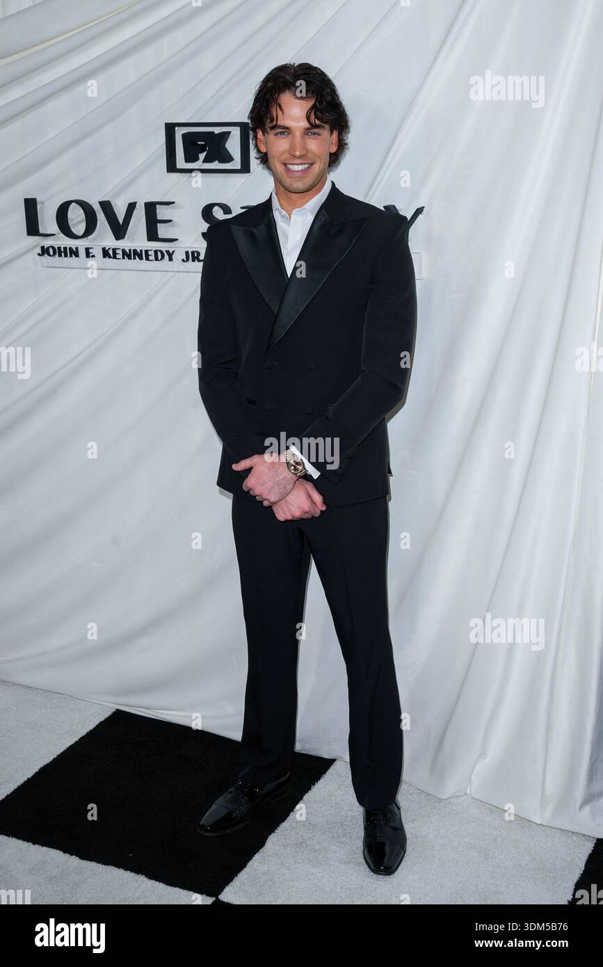 4 February 2026 - New York, New York - Noah Fearnley. “Love Story” New ...