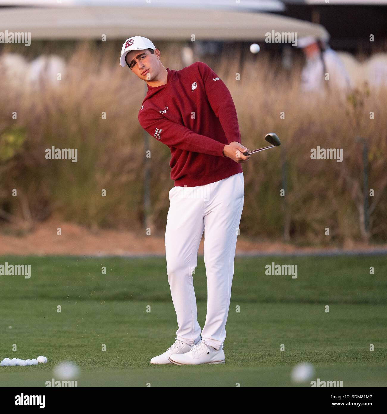 Luis Masaveu of Fireballs GC practices his shot before the first round ...