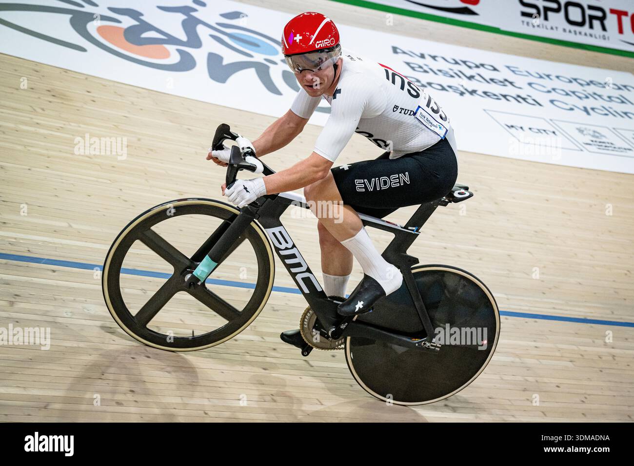 VOGEL Alex ( SUI )  Switzerland  Querformat - quer - horizontal - Landscape - Event/Veranstaltung: UEC Track Cycling European Championships 2026 - Category/Kategorie: Cycling - Track Cycling  European Championships - Location/Ort: Asia - Türkiye - Konya - Discipline: Omnium - Category: Elite Men - Distance: . m - Date/Datum: 04.02.2026  Wednesday  Day 4 - Photographer: © Arne Mill - frontalvision.com Stock Photo