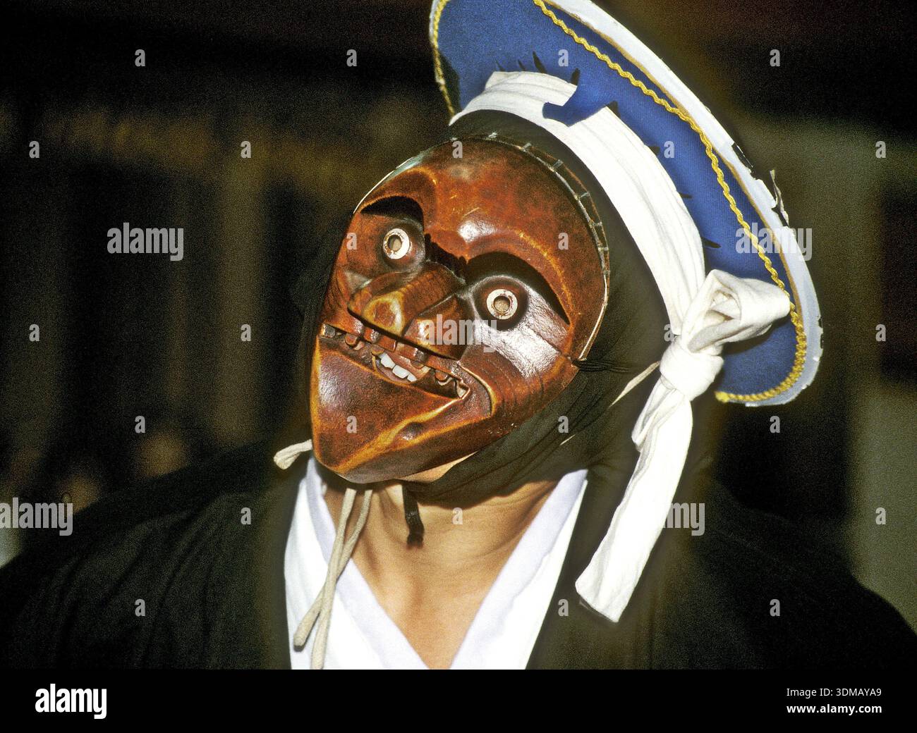 Korean mask hi-res stock photography and images - Alamy