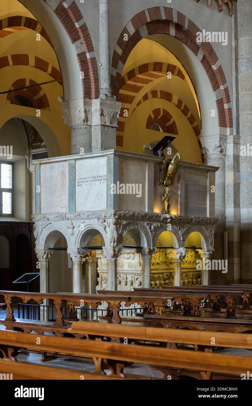 Sant ambrogio milan stilicho hi-res stock photography and images - Alamy