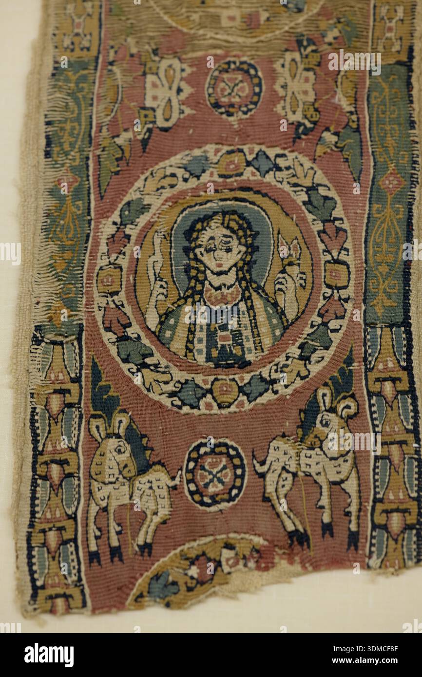 Coptic textile 6th century hi-res stock photography and images - Alamy