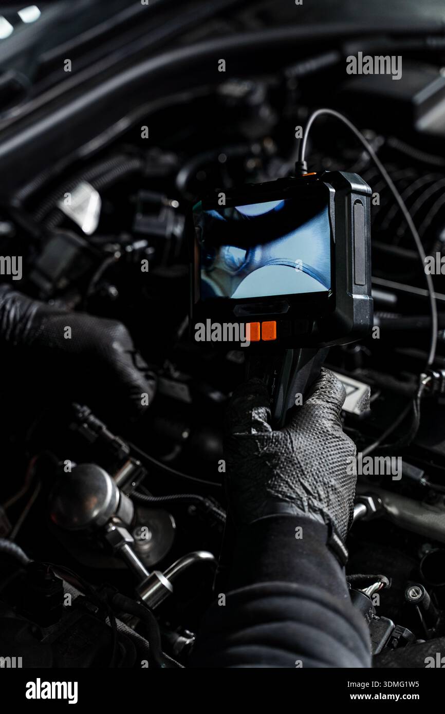 Borescope inspection engine components hi-res stock photography and ...