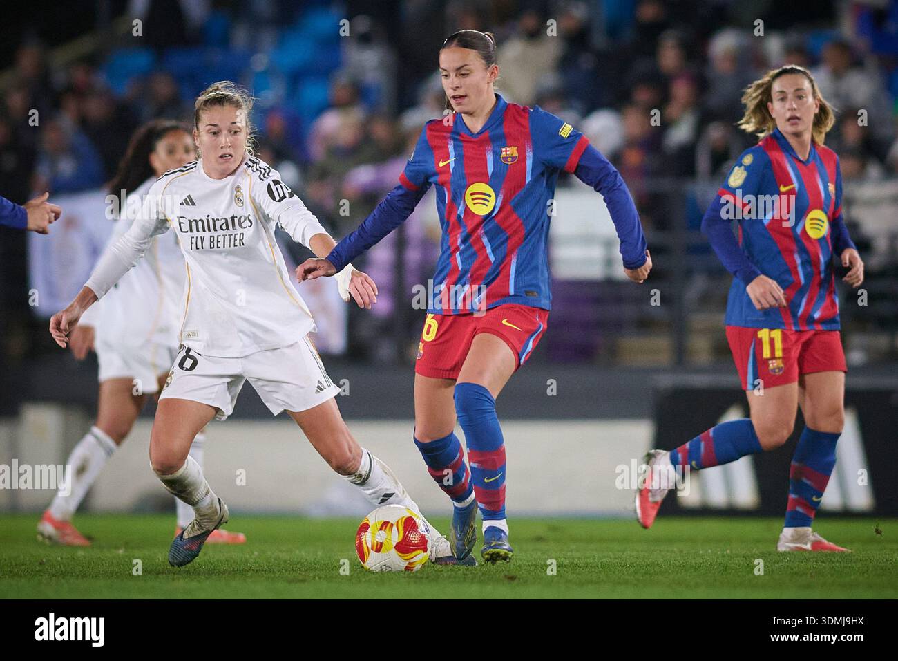 Real Madrid CF’s Filippa Angeldahl (L) and FC Barcelona’s Clara ...