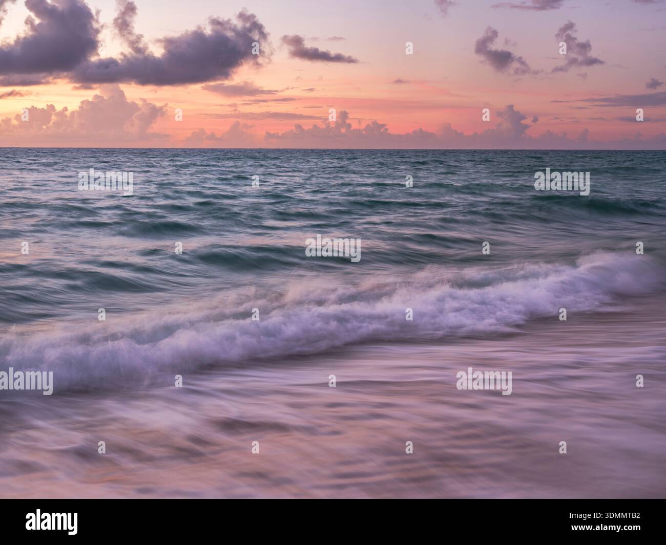 Ocean landscape tropical beach hi-res stock photography and images - Alamy