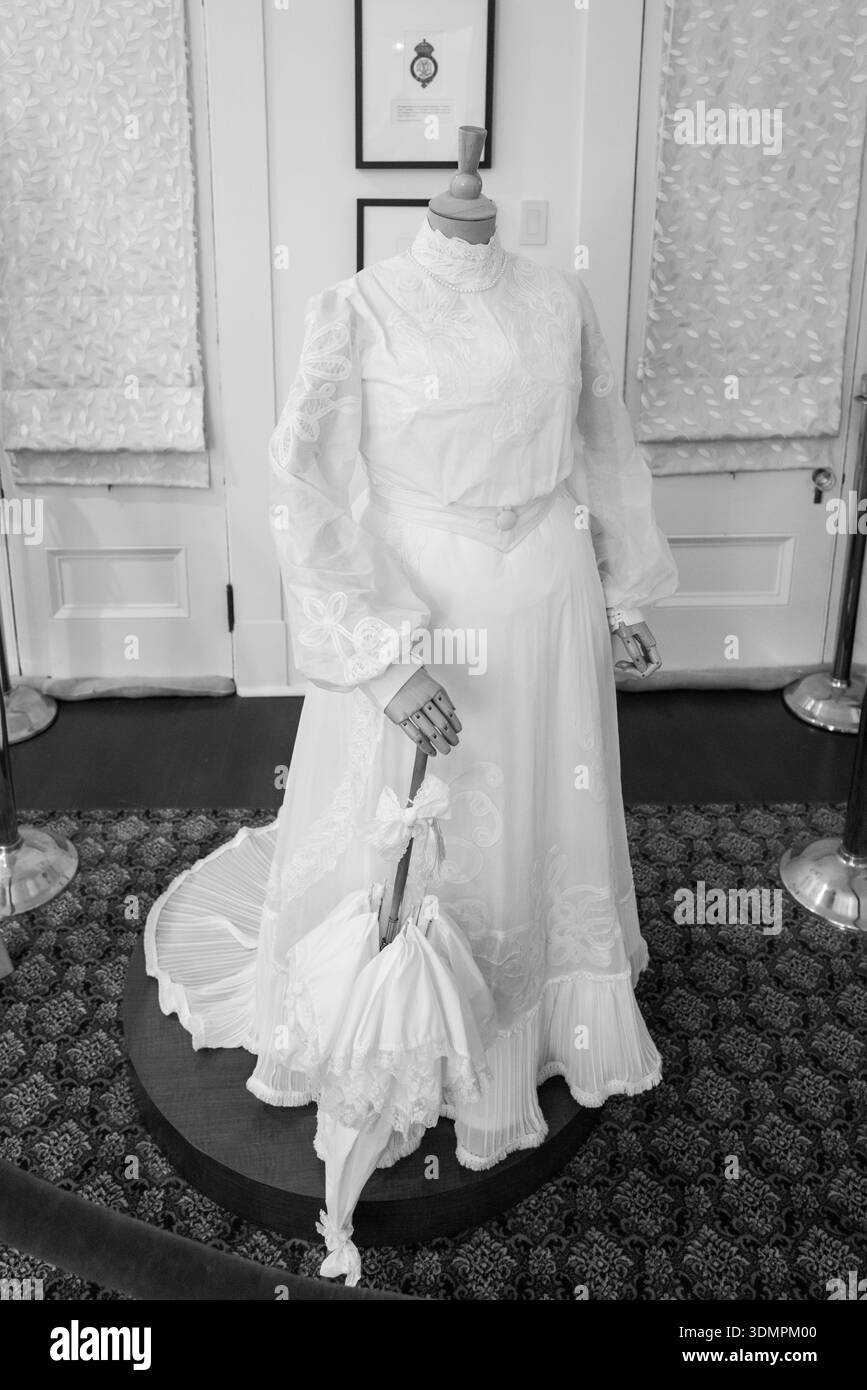 long dresses for wedding guest with sleeves CD 0192 Size 14 Long A Line Chiffon Long Sleeve Mother Of Dress Wedding Guest Gown