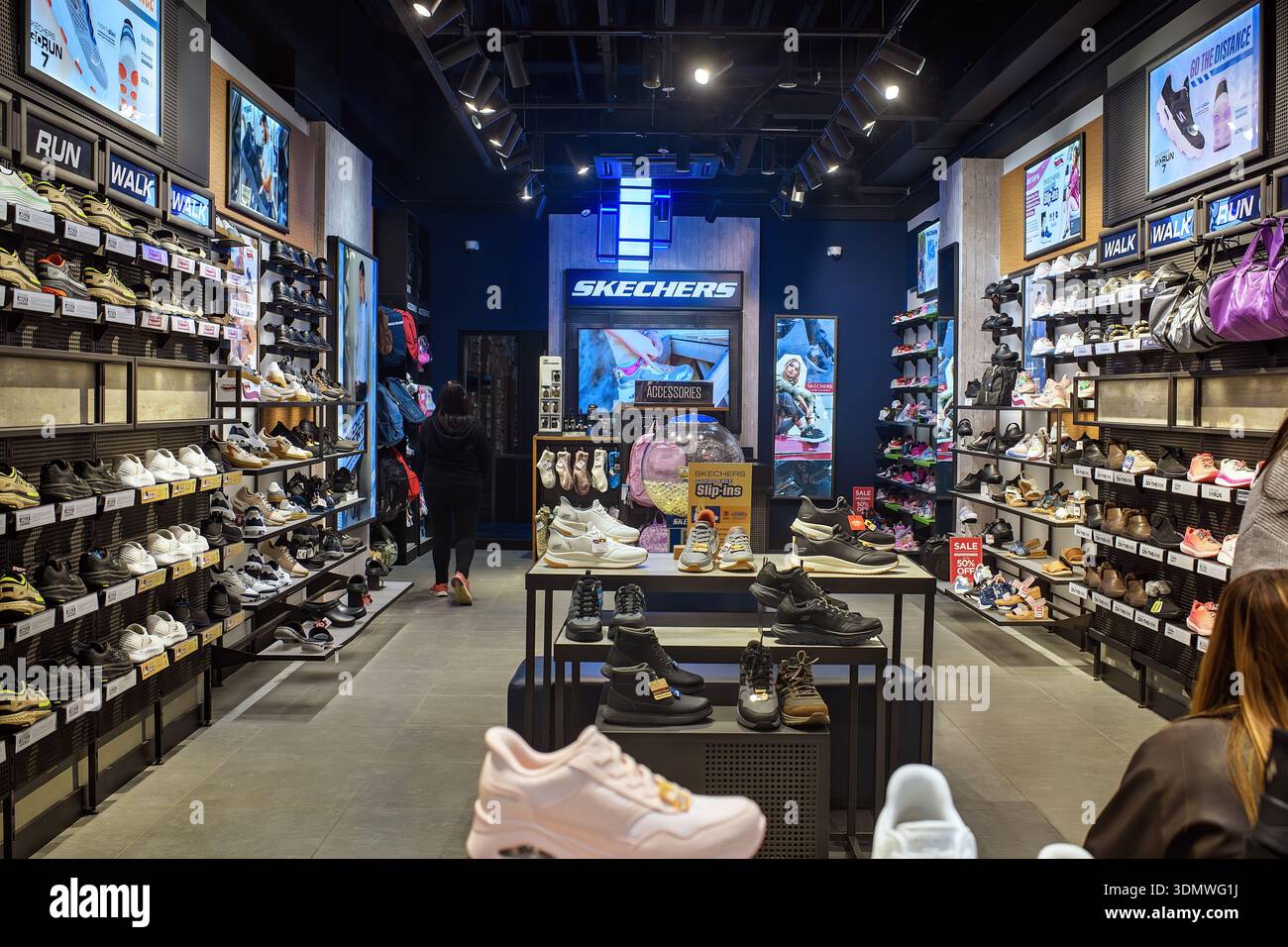 Malta shop not interior hi-res stock photography and images - Alamy