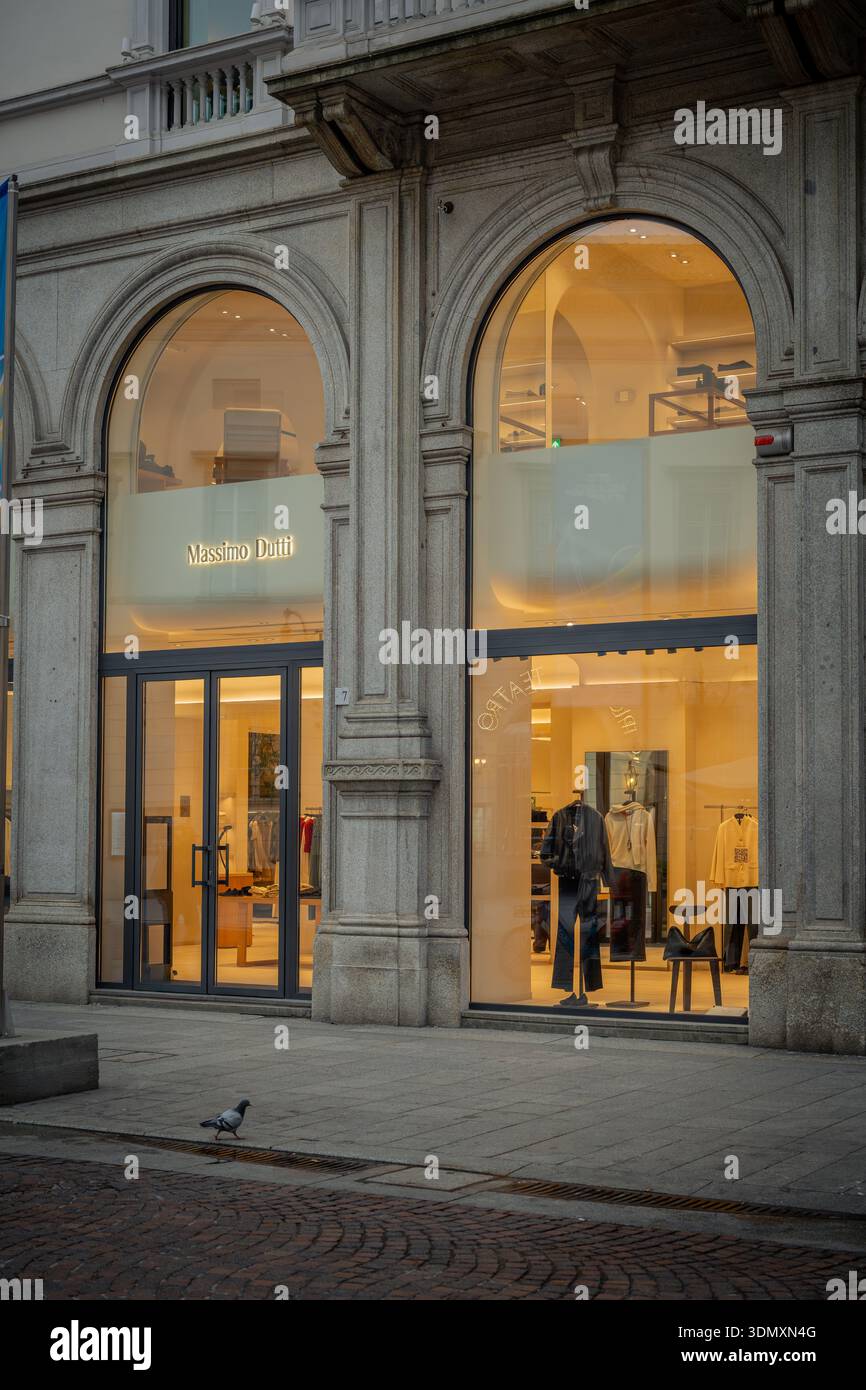 Milan Storefront Led Milan, Italy - 2026, 3 Feb: Elegant Massimo Dutti FW25 storefront with ...