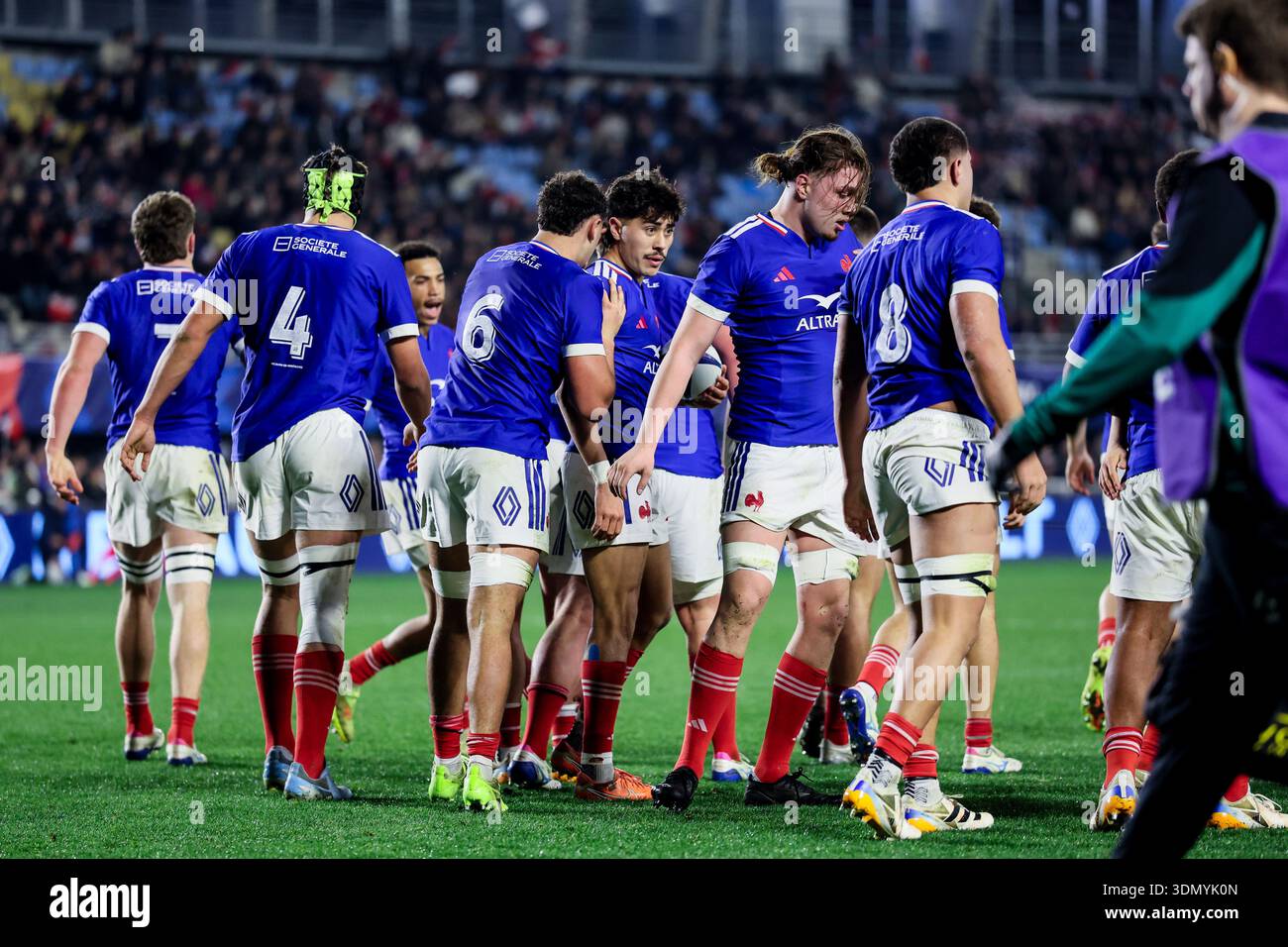 Ruben PARGADE of France celebrates one try with teammates during Six ...