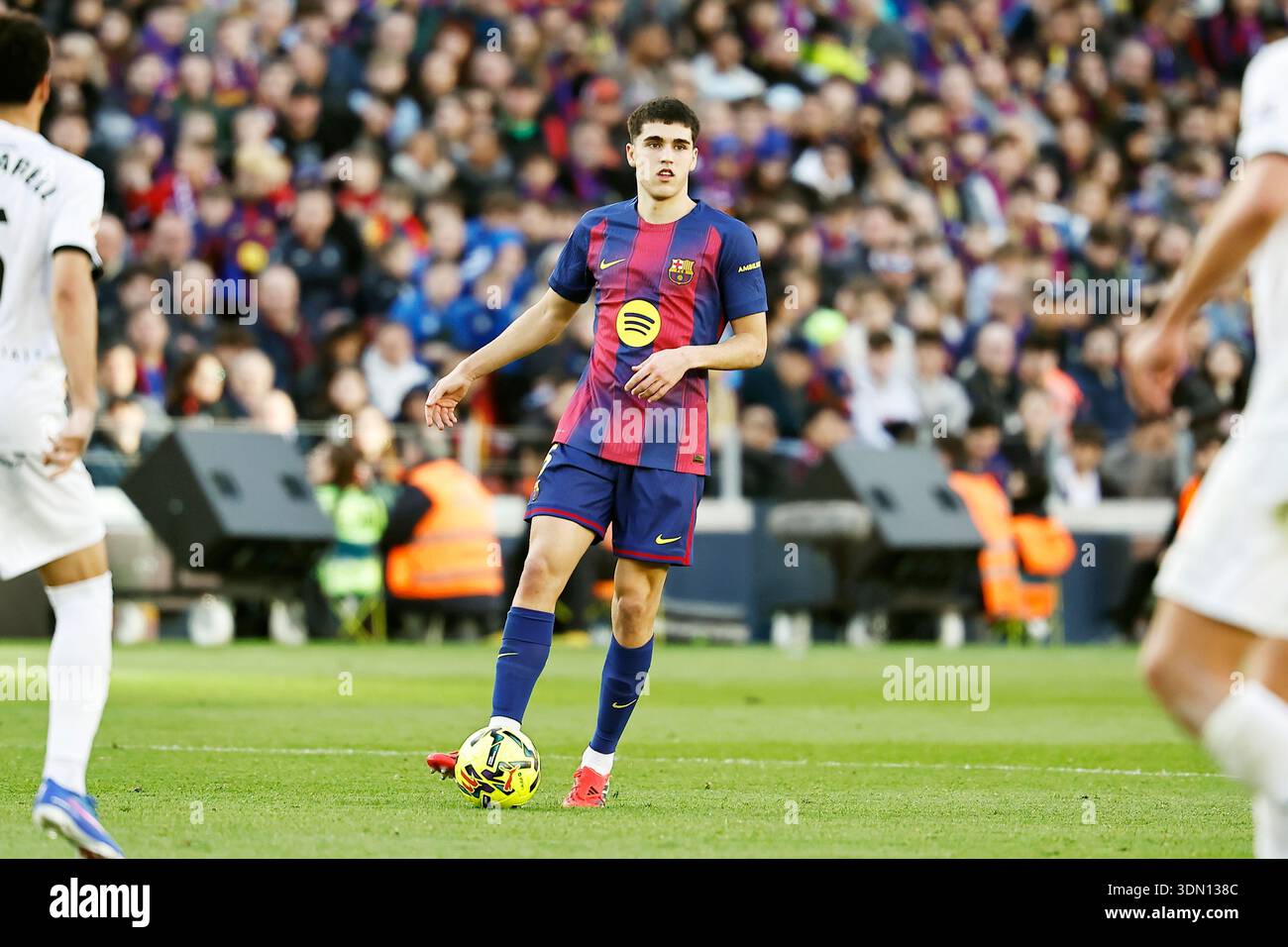 pau-cubarsi-barcelona-february-7-2026-football-soccer-spanish