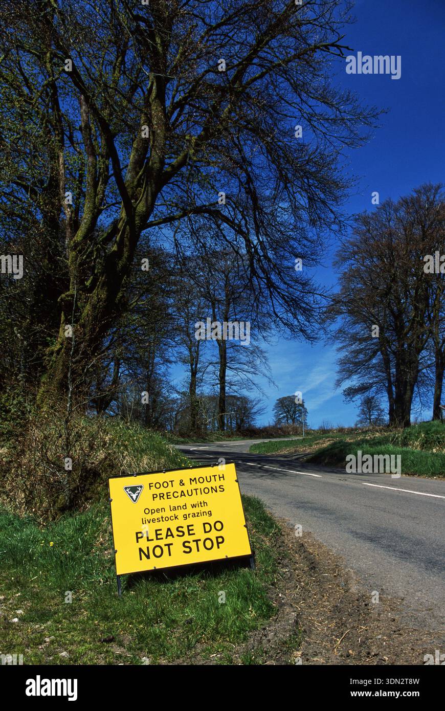 Sign In Uk Foot and Mouth Disease FMD crisis in UK agriculture 2001. Shows road ...