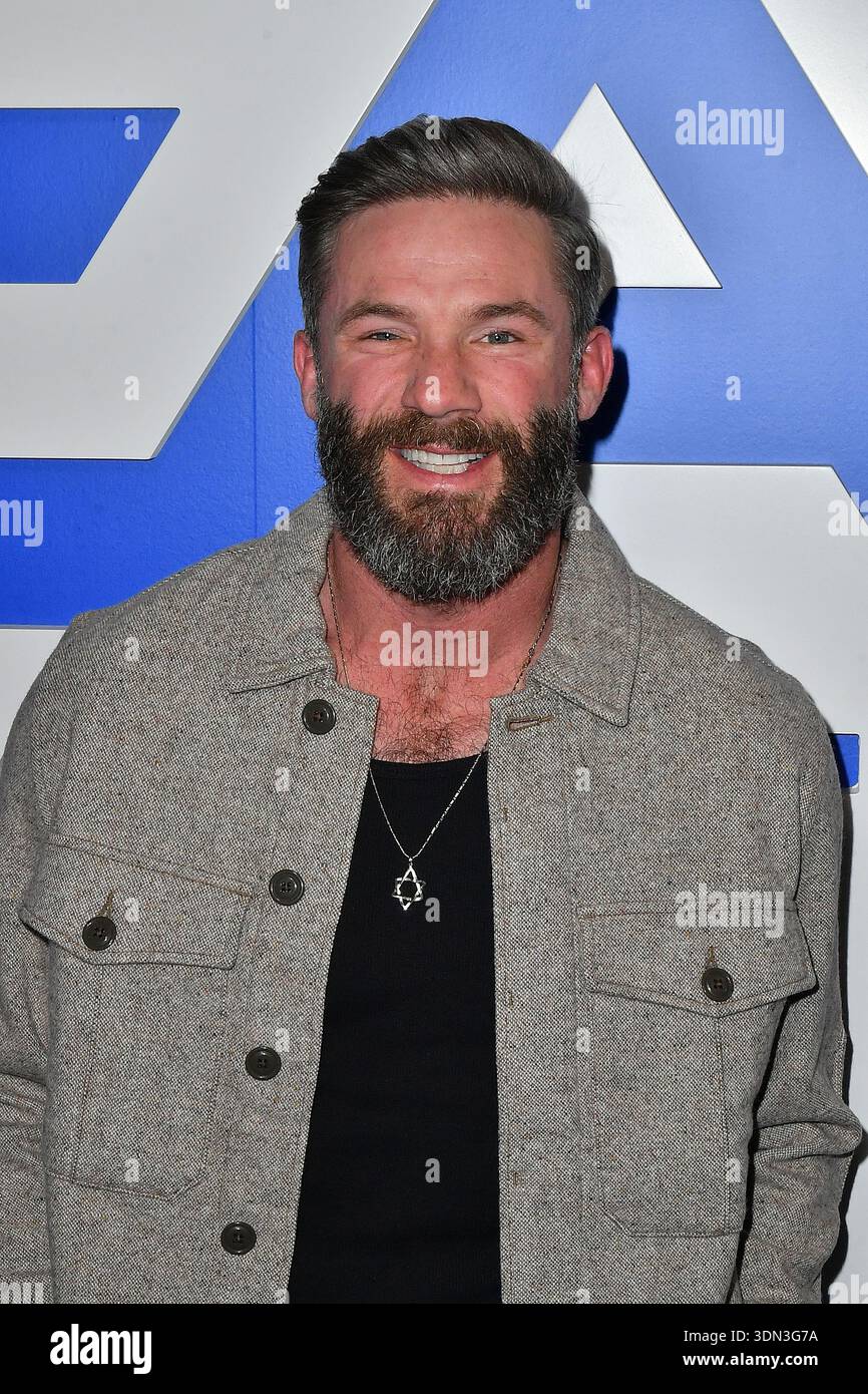 julian edelman tobacco aaron rodgers chewing Post-game interview; Anyone else notice that pretty blatantly had a lip packed? : r/GreenBayPackers  Kyle Williams  Patriots legend Julian Edelman reveals