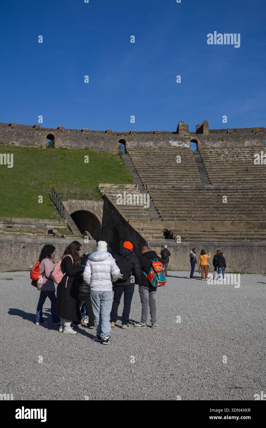 Amphitheatre of Pompeii, Anfiteatro di Pompei. Oldest Roman ...