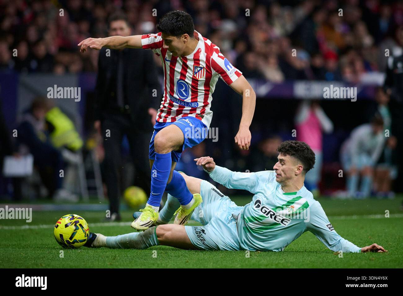 Atletico de Madrid's Obed Vargas (L) and Real Betis Balompie's Marc ...