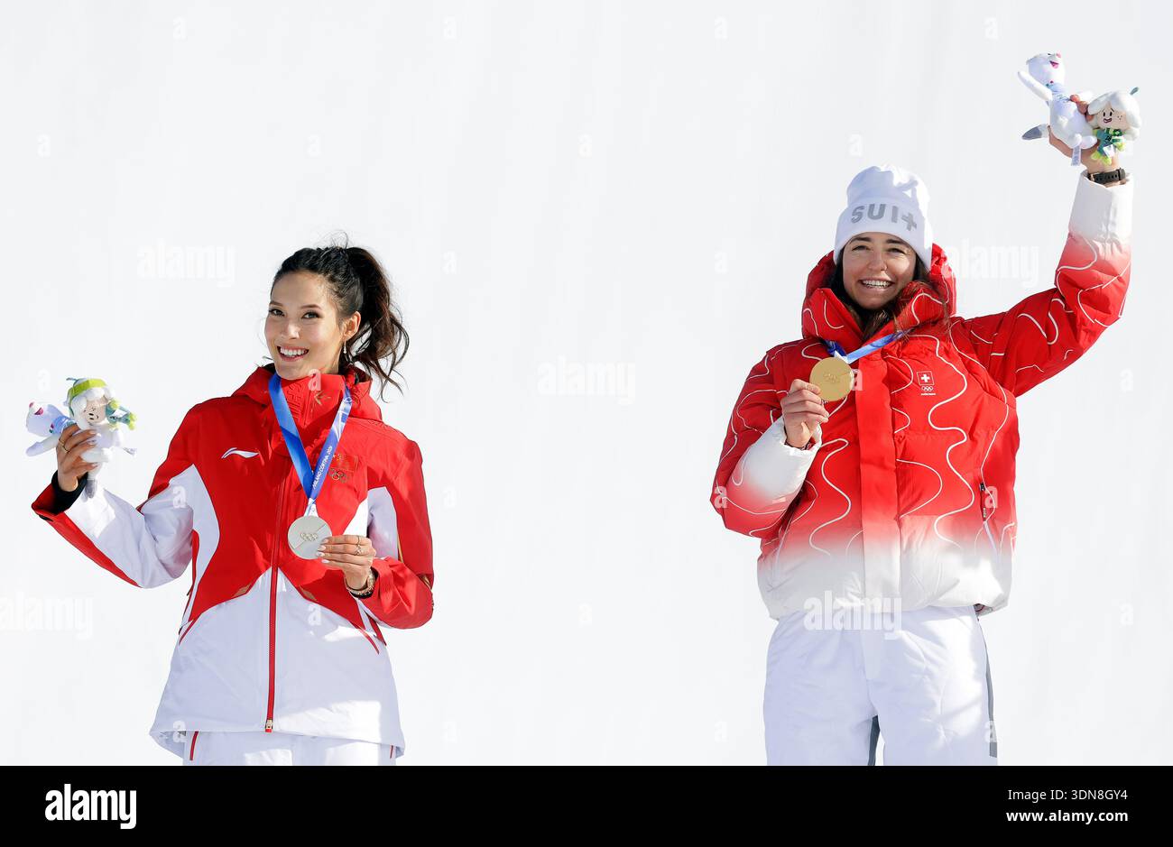 2026 winter olympic medals hi-res stock photography and images - Alamy