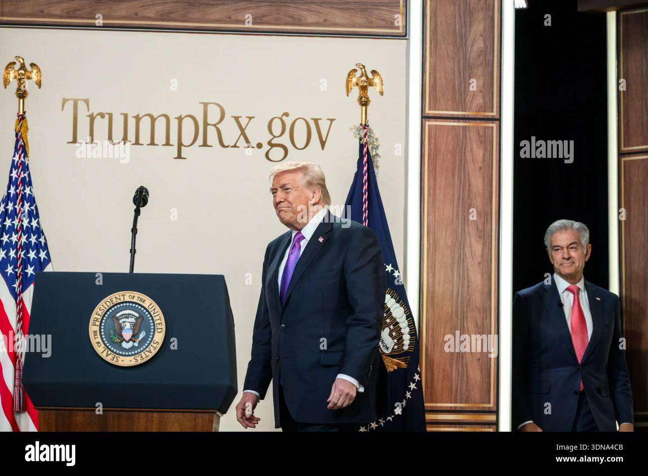 Trump on podium 2026 hi-res stock photography and images - Alamy