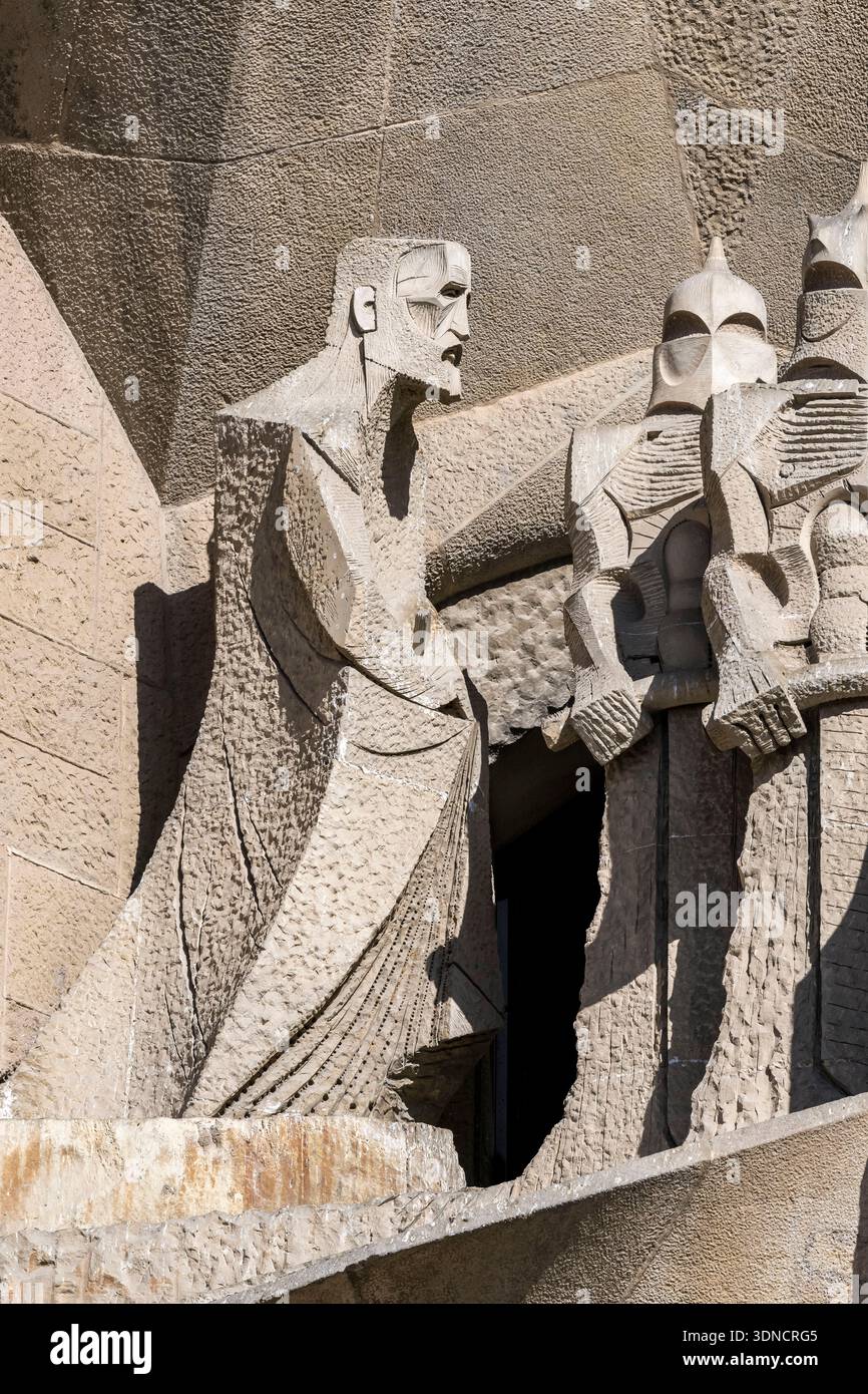 Gaudi sculpture hi-res stock photography and images - Alamy