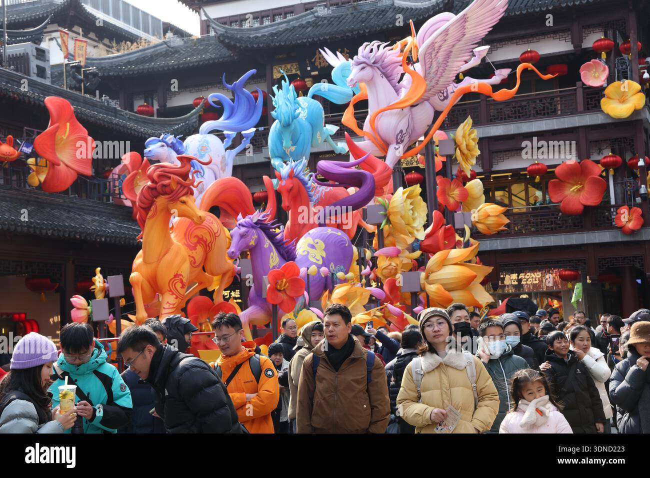 Visitors tour the Yuyuan Garden Lantern Festival in Shanghai, China, 7 ...