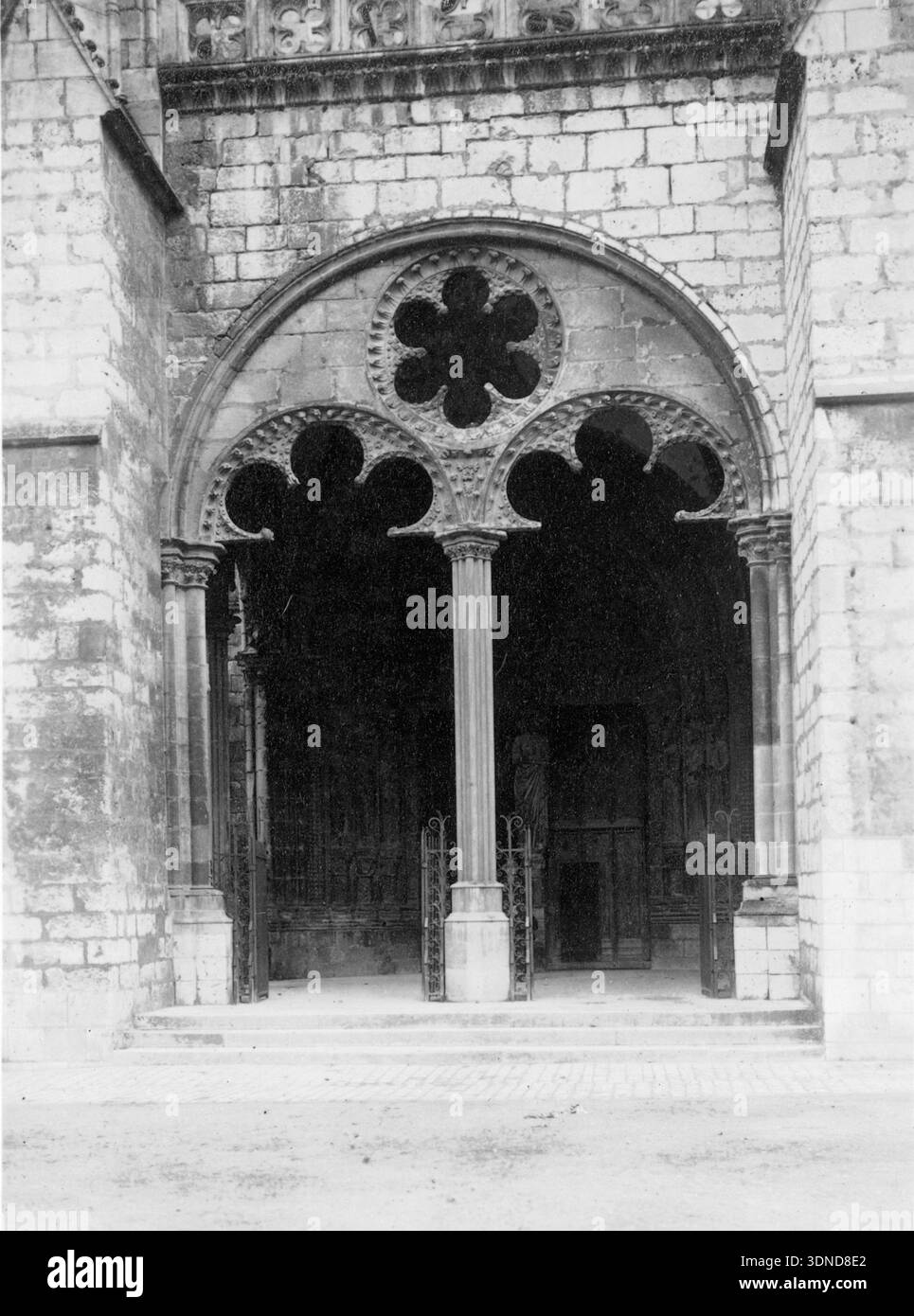 Romanesque Rounded Arh A rounded Romanesque arch frames two smaller arches divided by a ...