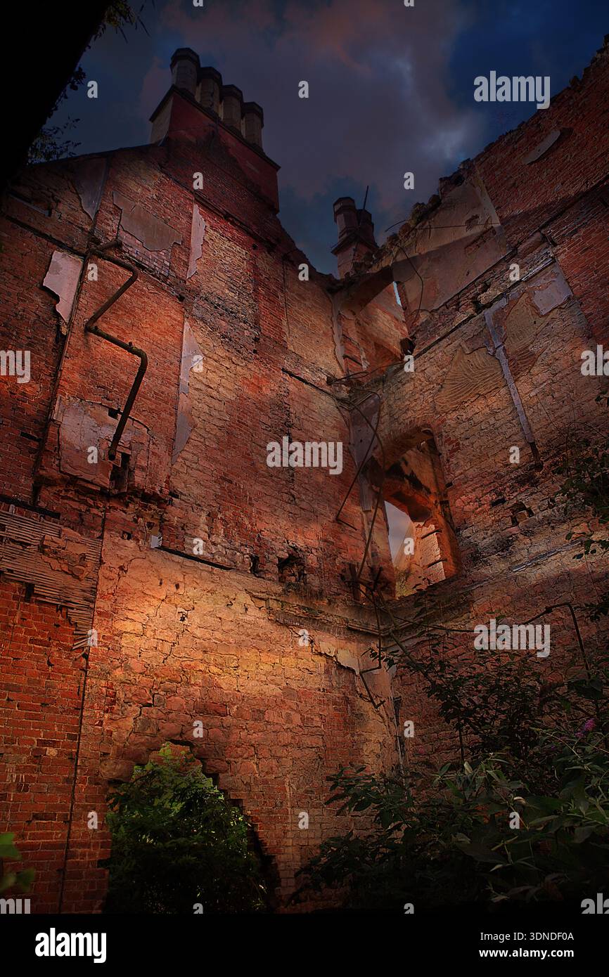 derelict brick building Stock Photo - Alamy