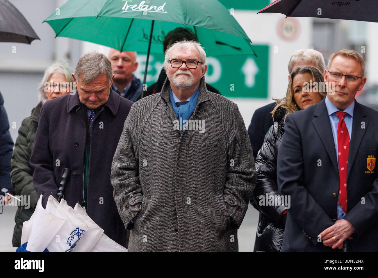 Jason Neilly Jim Neilly (centre), rugby commentator during the unveiling of a an ...