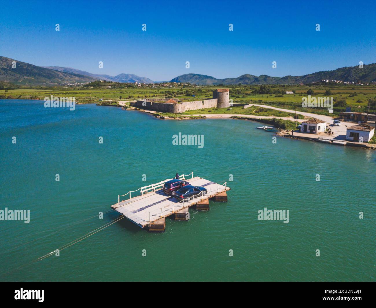 Small triangular urban park hi-res stock photography and images - Alamy