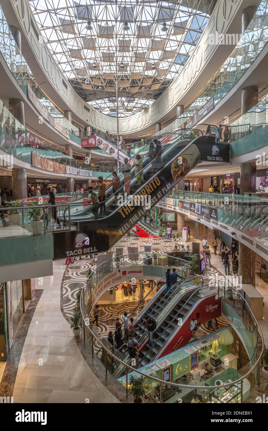 Multiple levels hi-res stock photography and images - Alamy
