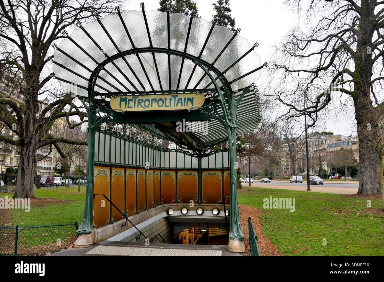 Hector guimard design hi-res stock photography and images - Alamy