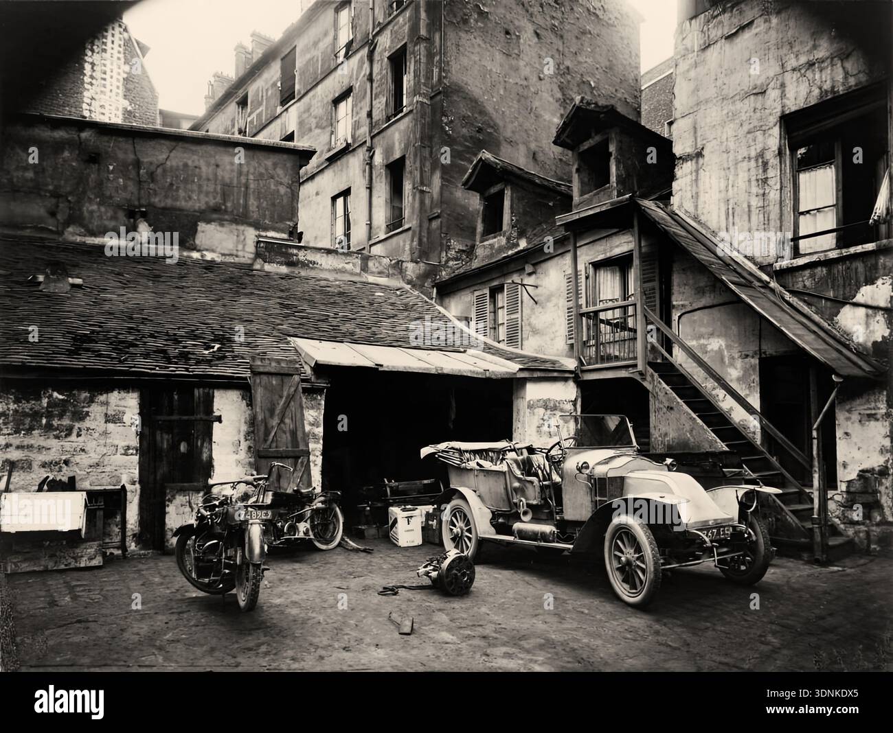 eugne-atget-cour-rue-de-